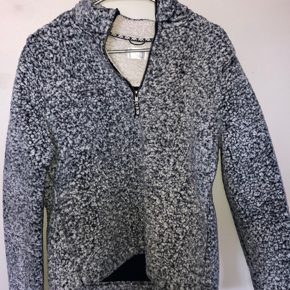 blue and white sherpa